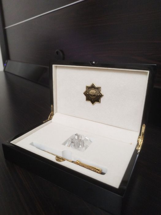 Ручка-роллер "Emirates" эксклюзивная