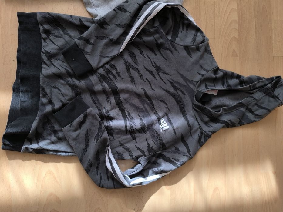 Суичър   Adidas  оригинални