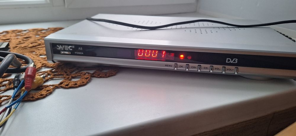 Спутниковый ресивер SVEC A8
