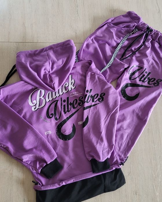 Продам детские одежды