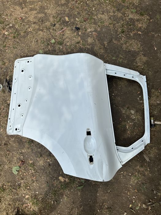 Ușă stânga spate renault captur.