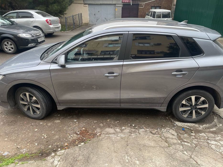 Срочно продам электромобиль BYD e2