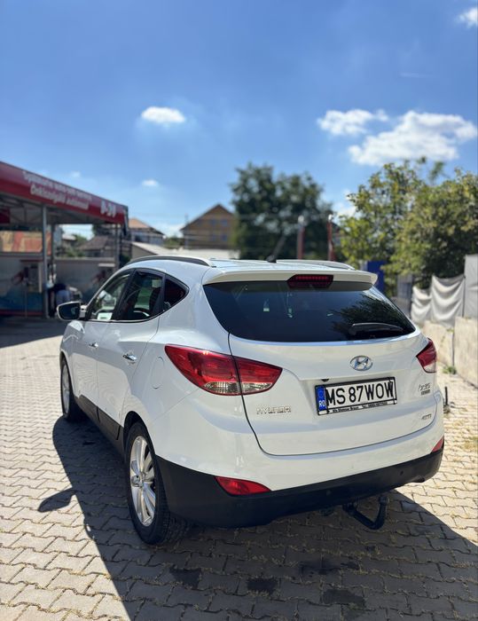 HYUNDAI ix35 2011 — imagine 3