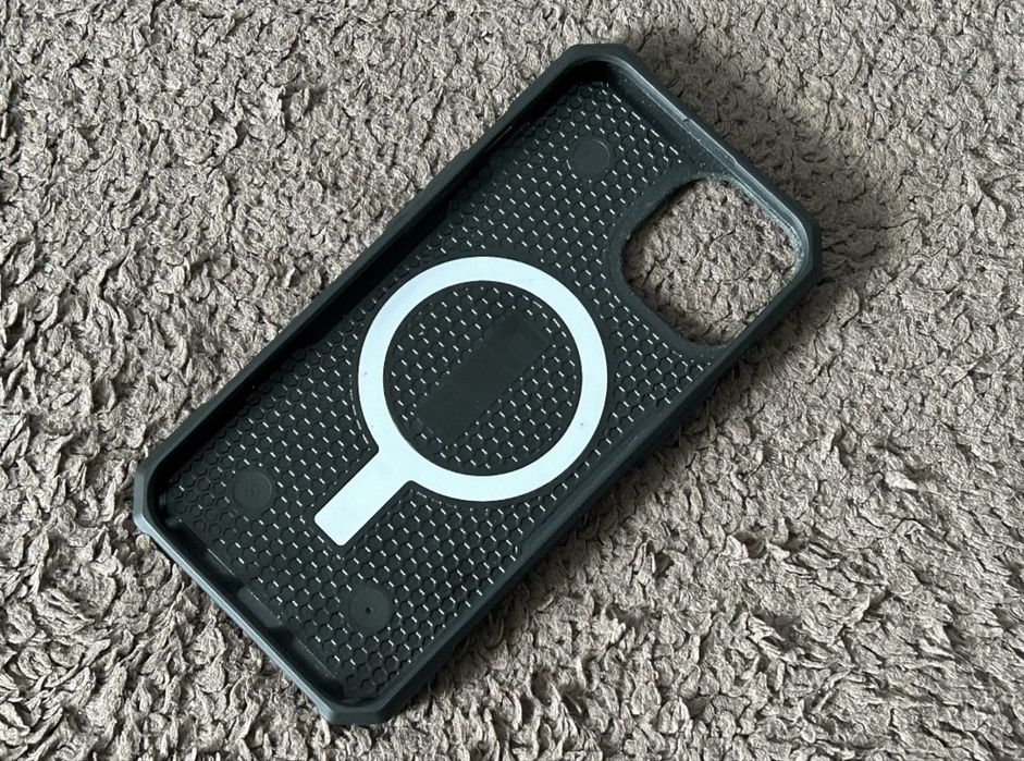 Husa UAG pt Iphone 14/ 13