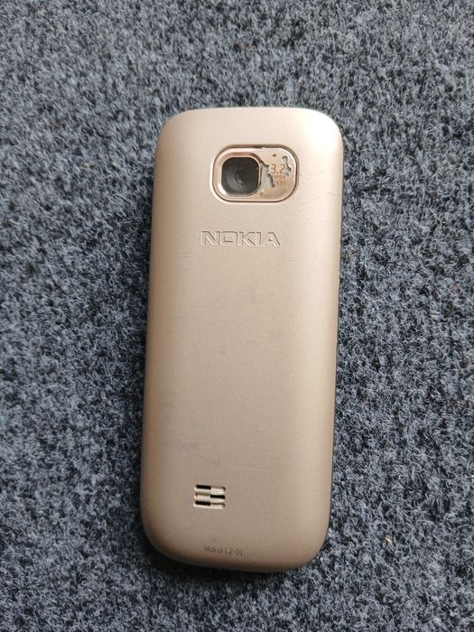 Сотовый аппарат Nokia C2-01