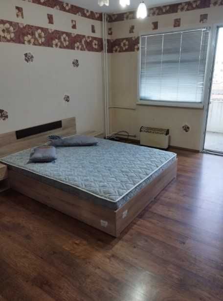 Дава се под наем Тристаен апартамент в София, Център - 85 кв.м за 550 € - Снимка #3