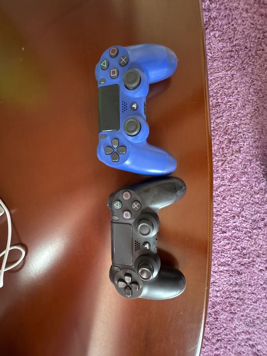 Игры на PS4,как новые.