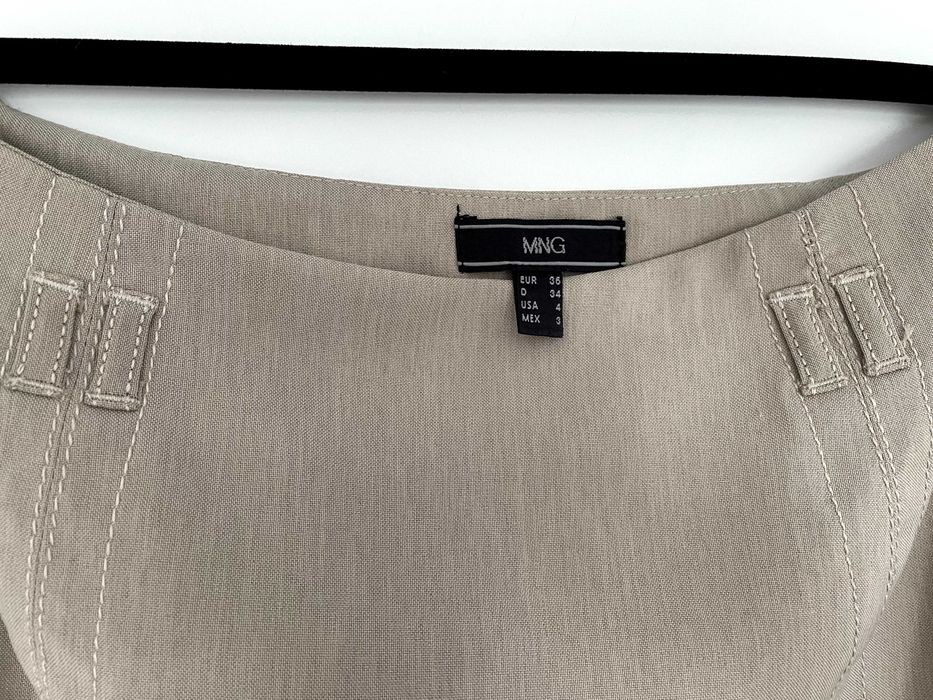 Vand costum de dama Mango, cu sacou si fusta, crem inchis, marime 34/S