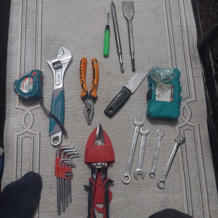 инструмент  продаётся