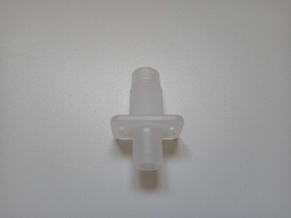 Штуцер для крана кулера воды