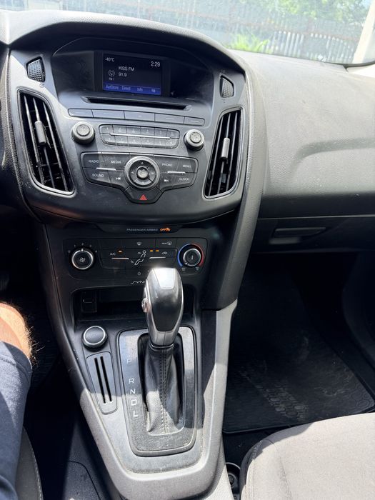 Ford focus SE 2.0 2016