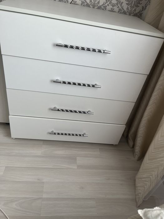 Продам комод срочно