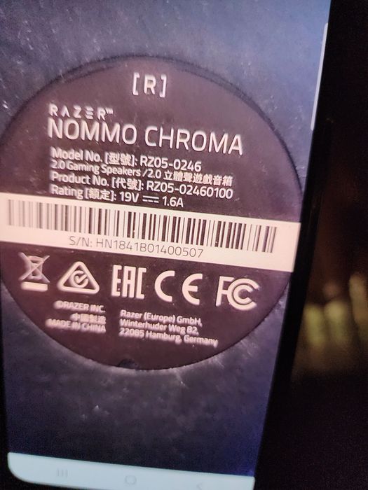 subwoofer și stai auto și  boxe de cameră Razer