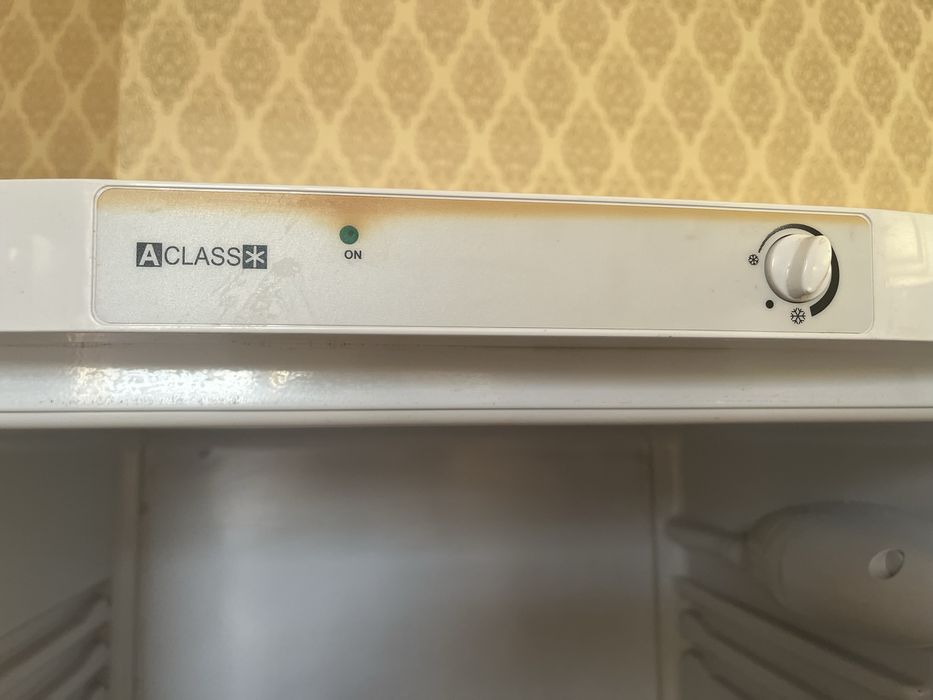 Холодильник Indesit