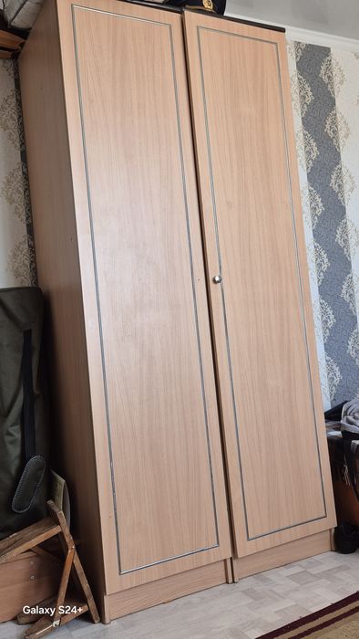 Продам шкаф и комод