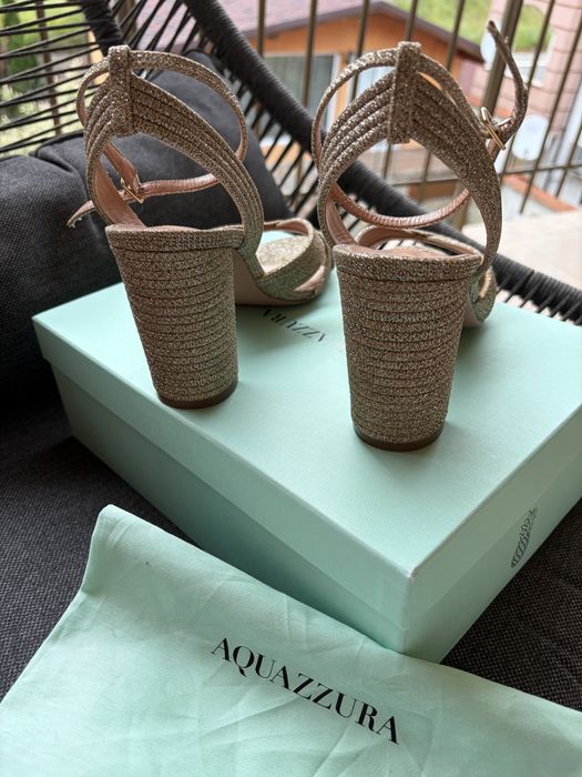 AQUAZZURA -сандали - 39 номер -златни