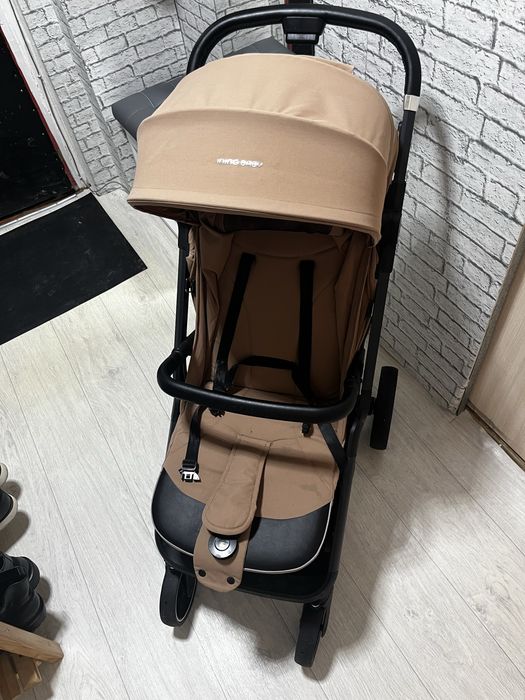 Продам прогулочную коляску