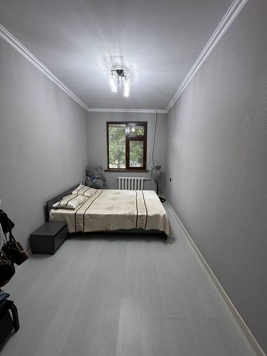 Чилонзор-17кв 2/2/4/Срочно Сотилади Ориентир Парламент 24/7