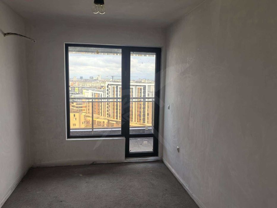 Продава се Тристаен апартамент в Пловдив, Христо Смирненски - 95 кв.м за 1155 €/кв.м - Снимка #2