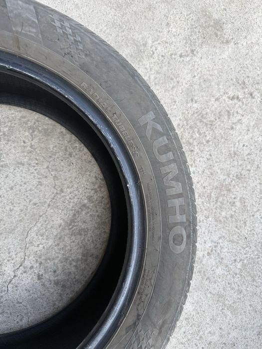 R17 Kumho ekstra 215/55/17