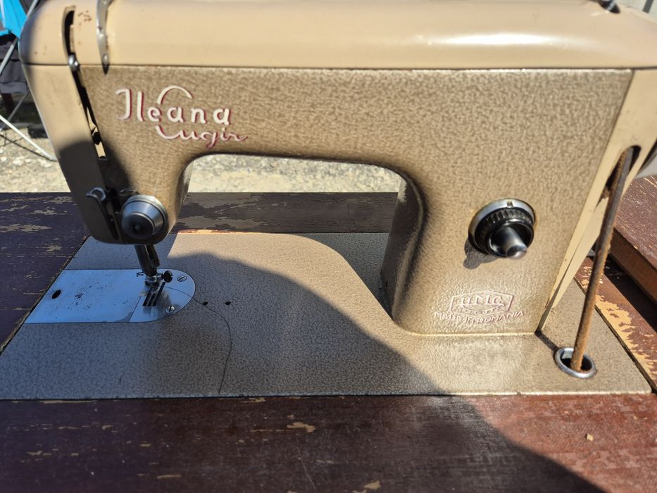 Masina de cusut Ileana