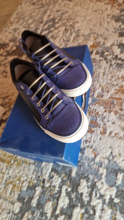 нови дамски обувки Armani