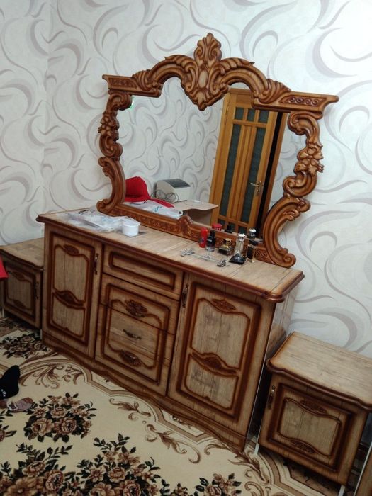 Mebel srochno sotiladi