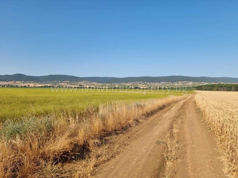 Земеделски парцел в м. Дренака, с. Тънково, обл. Бургас