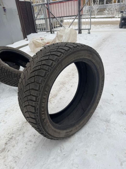 Срочно продам зимний шины