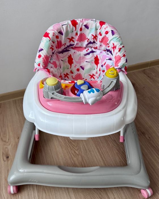 Столче за хранене и проходилка