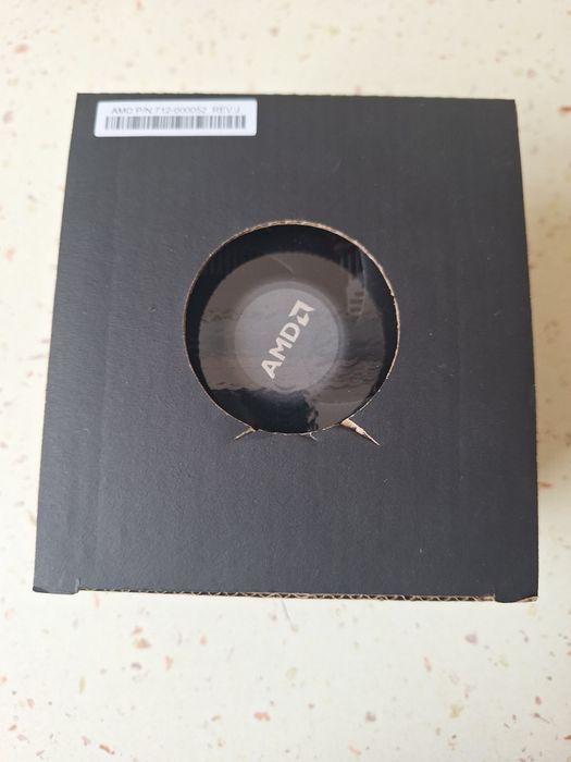 Vând procesor AMD Rayzen 3 1200