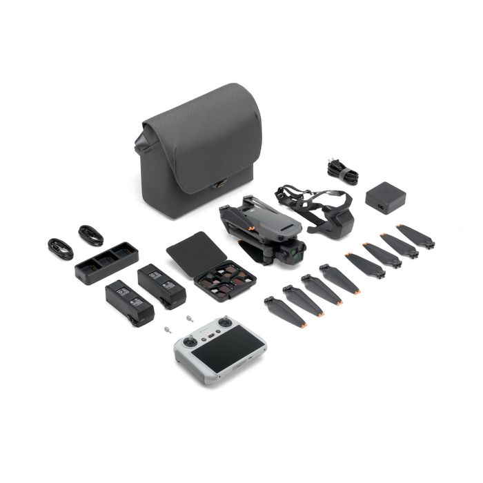 Дрон DJI Mavic 3 Pro Fly More Combo (DJI RC)