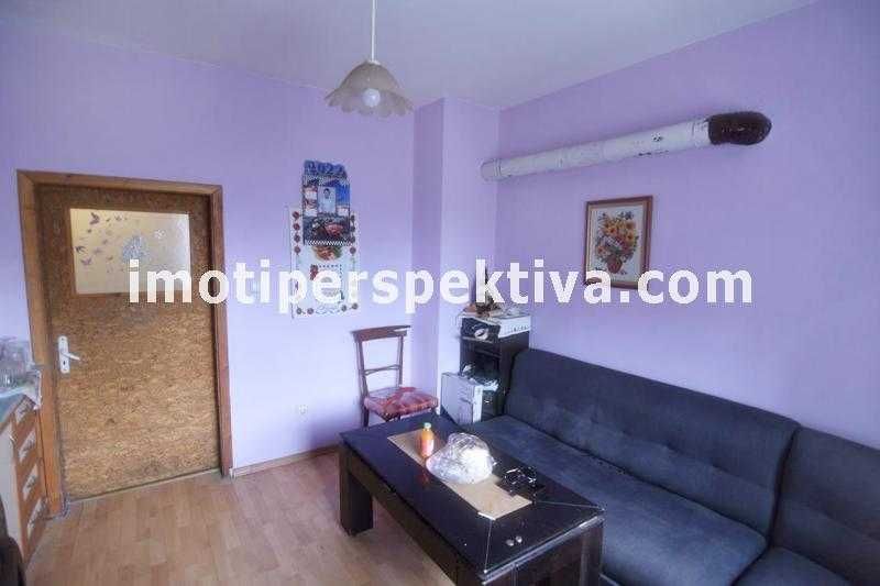 Продава се Тристаен апартамент в Пловдив, Тракия - 96 кв.м за 1250 €/кв.м - Снимка #2