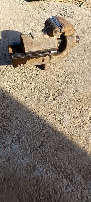 Тиски сотилади холати зор