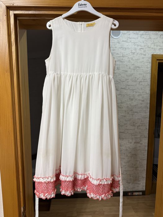 Нарядное платье