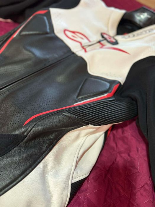 Цял кожен екип Alpinestar