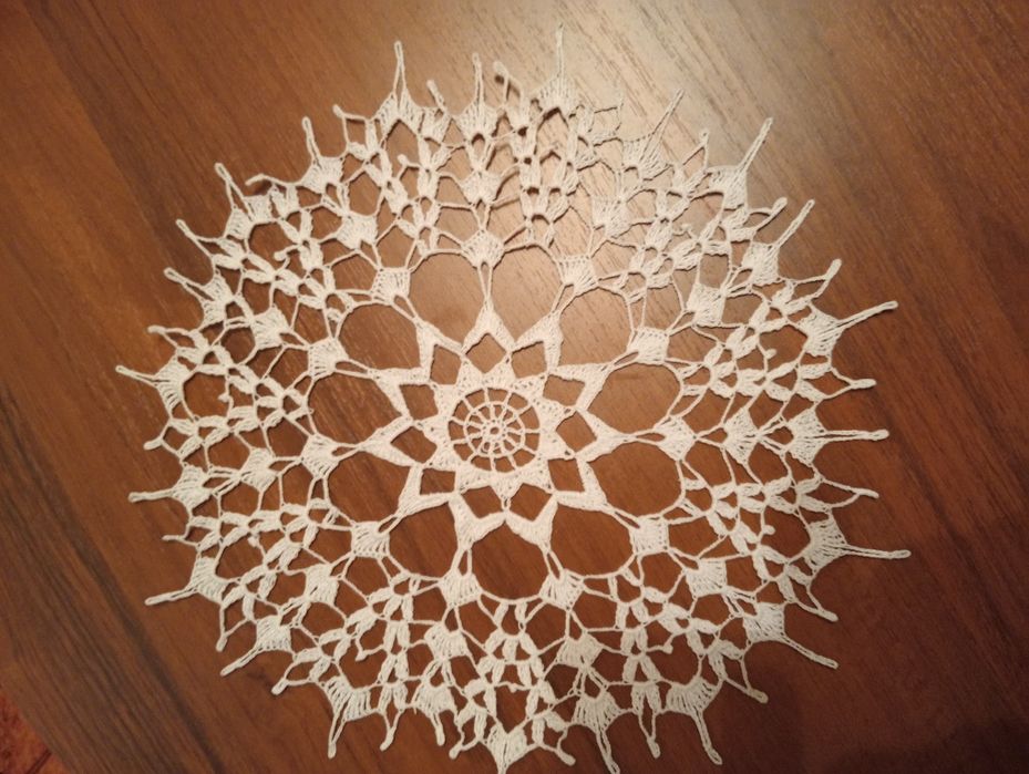 Продам салфетки вязаные