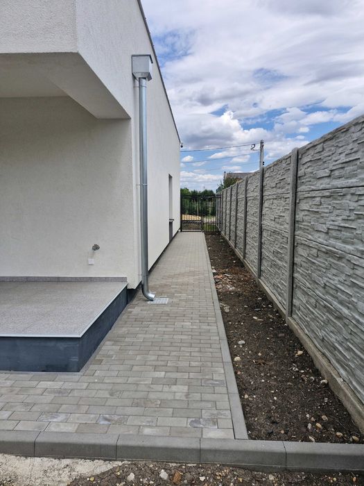 Duplex modern, curte generoasă – zonă liniștită Becicherecu Mic