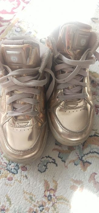 Ботинки для девочки