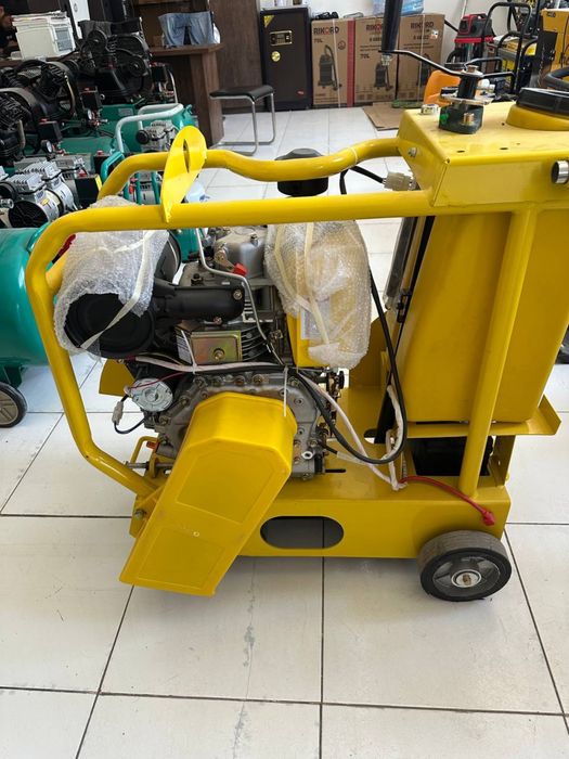 Asfalterez Asfaltarez betonarez bitonarez asfalt kesadigan