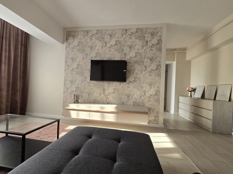 Inchiriez apartament 2 camere Complex Evergreen, zona Tatarasi