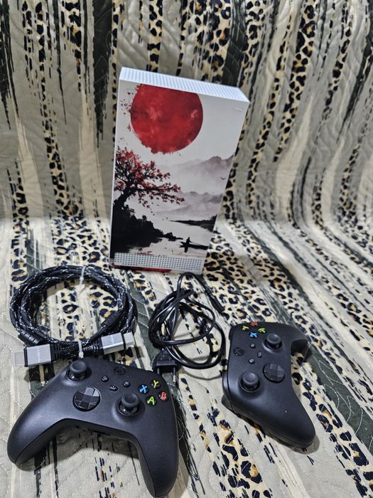 Xbox seria s  2 x controller