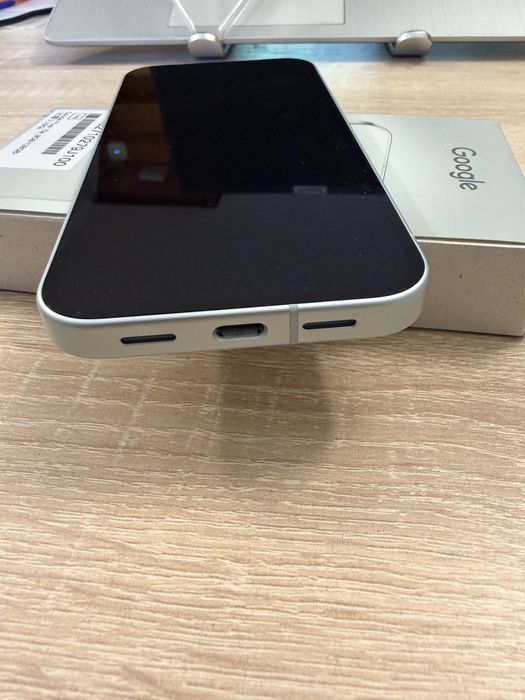 Google Pixel 10a-8/128 5G - смартфон на андройд