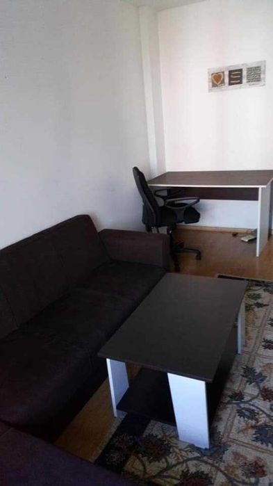 Inchiriez apartament 2 camere decomandate,zona Iulius Mall langa lac 3