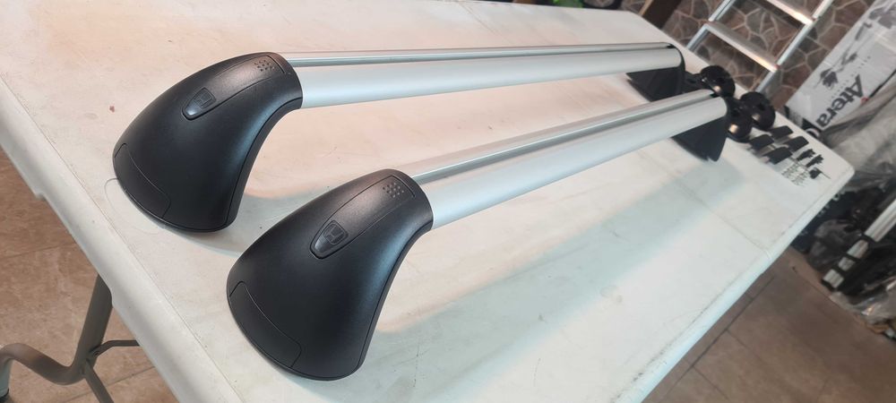 Мазда 2-греди-багажник -thule хонда сивик