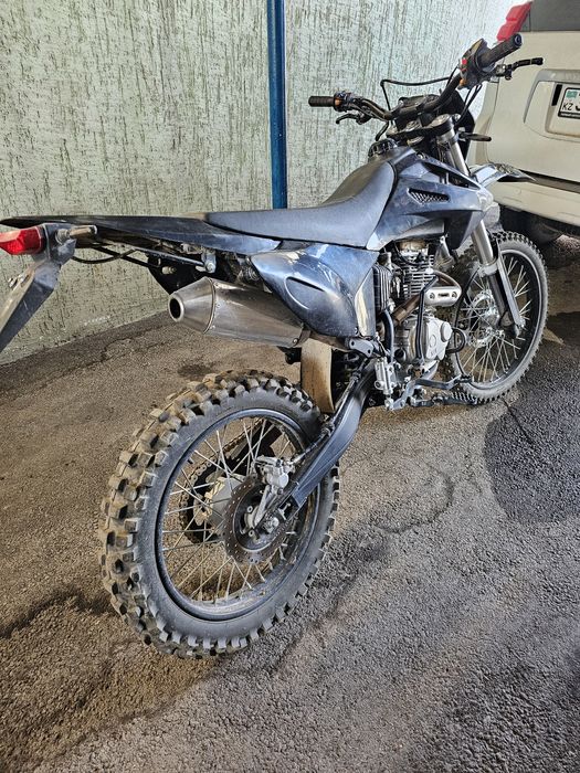 Эндуро мотоцикл 250куб