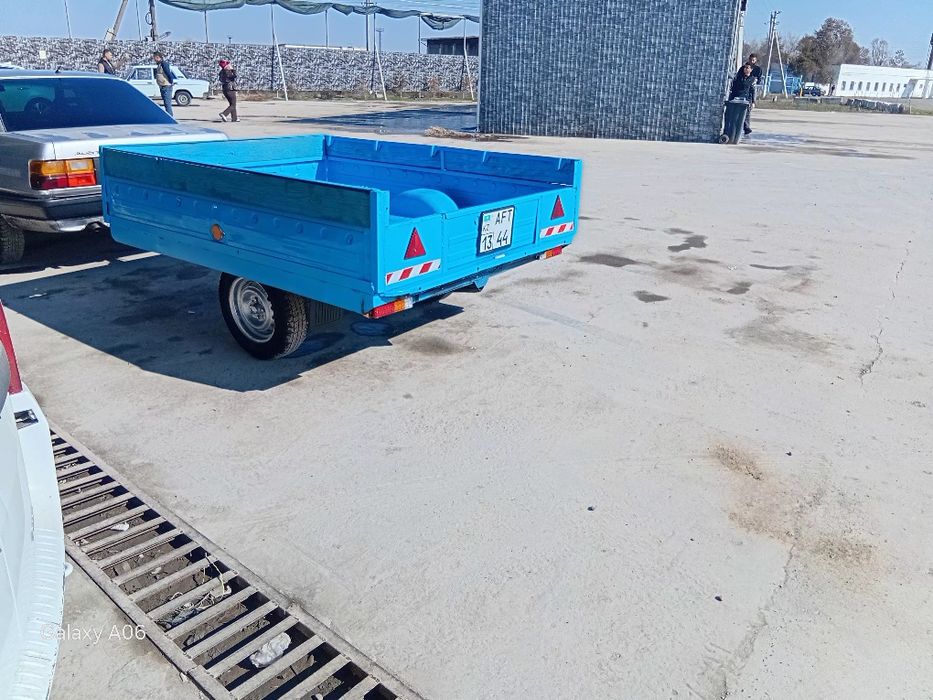 Прицеп сатылады .