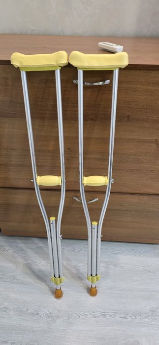 Костыли Новые Продам