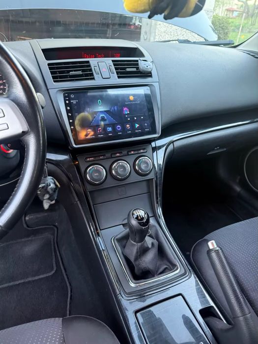 Navigatie Mazda 3 / Mazda 6 CarPlay si Android Auto