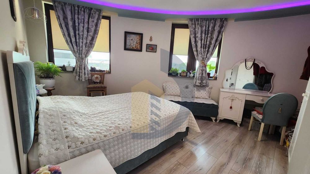 Продава се Тристаен апартамент в Варна, Трошево - 93 кв.м за 2667 €/кв.м - Снимка #11